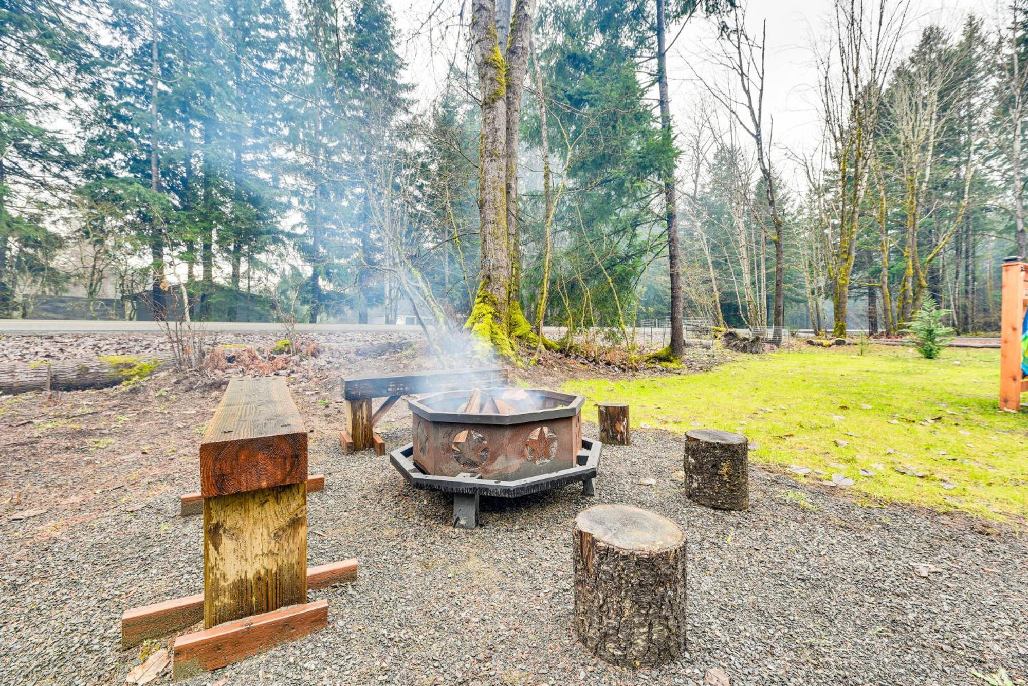 Вілла Family-Friendly Packwood Retreat With Deck! Екстер'єр фото